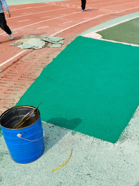惠州球场翻新修补改造专项服务介绍